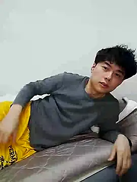 whitebriefboy online show from 01.31.25