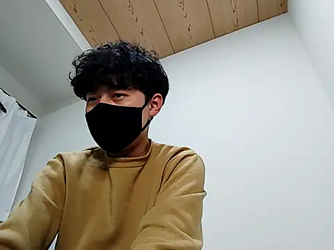 whitebriefboy online show from 02.17.25