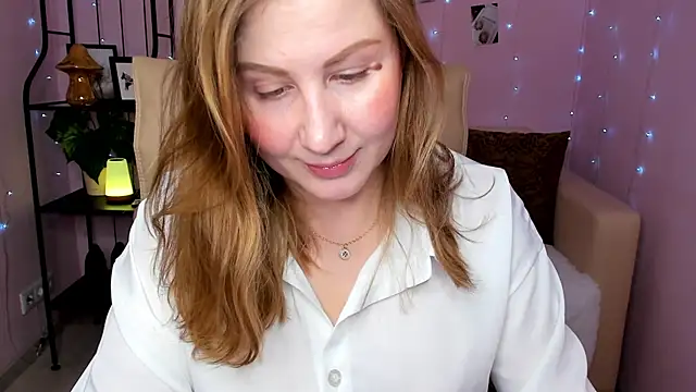 Helens love online show from 02.21.25