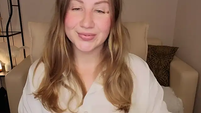 Helens love online show from 11.08.25