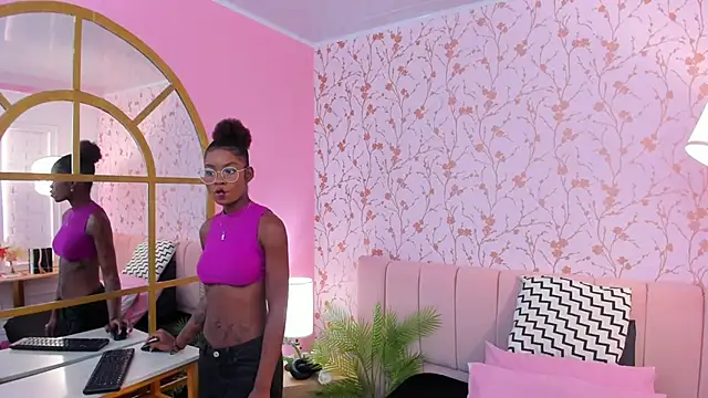 amber-hill online show from 02.25.25