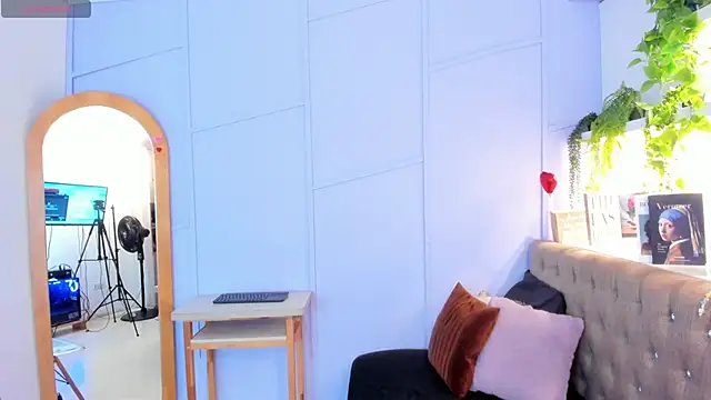 amber-hill online show from 07.01.26