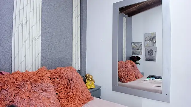 Snapshot of jhasly_am chatting on 09.19.25 jhasly am online show from 09.19.25