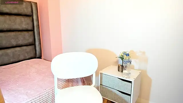 Snapshot of Maria__maria chatting on 03.19.25 Maria maria online show from 03.19.25