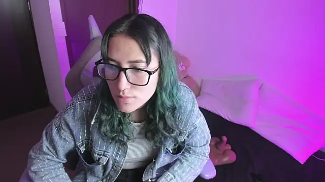 Snapshot of hitomi_arata chatting on 02.06.25 hitomi arata online show from 02.06.25