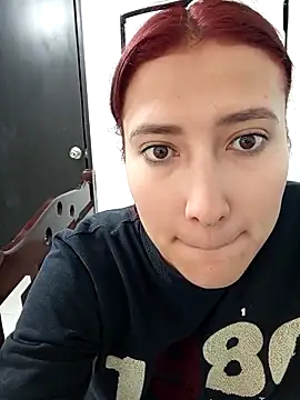 Snapshot of hitomi_arata chatting on 03.07.25 hitomi arata online show from 03.07.25