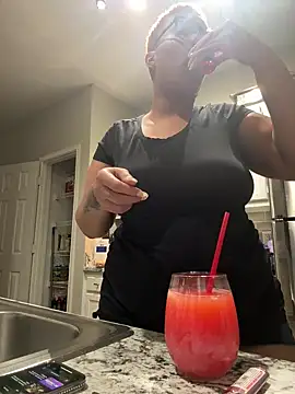 SexyHoneyRedd online show from 01.31.25