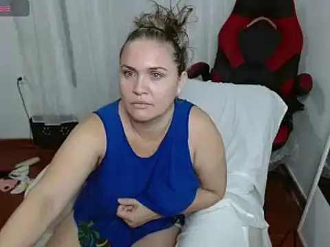 helenca43 online show from 03.21.25