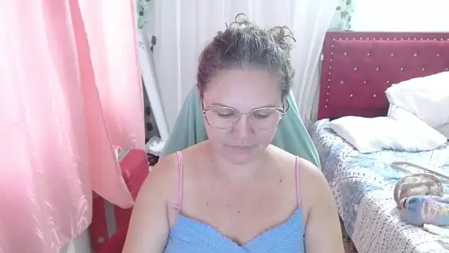 helenca43 online show from 09.24.25