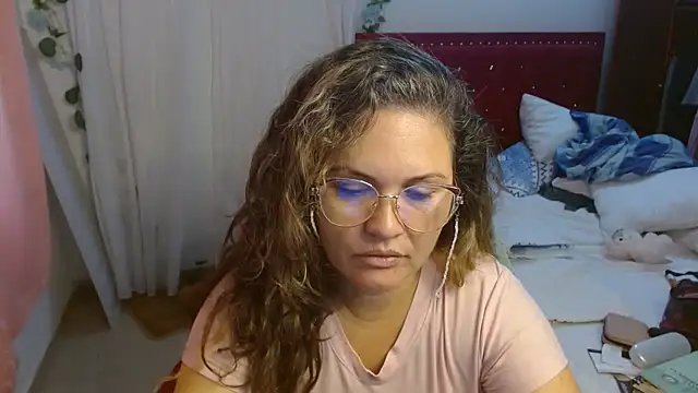 helenca43 online show from 11.06.25