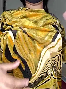 Snapshot of riya190 chatting on 02.10.26 riya190 online show from 02.10.26