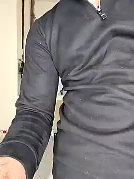 Snapshot of riya190 chatting on 02.18.26 riya190 online show from 02.18.26