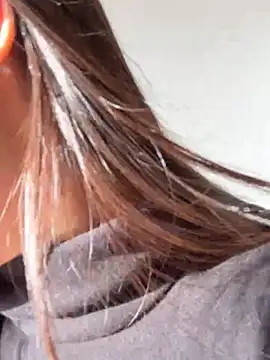 Sweet-Angel999 online show from 12.16.24