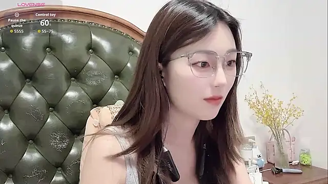 Sweet-Angel999 online show from 07.10.26
