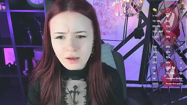 Lily Moonlight online show from 05.10.26