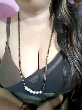 Beautyy38 online show from 11.16.25