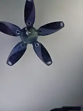 Snapshot of honeymex chatting on 09.18.25 honeymex online show from 09.18.25