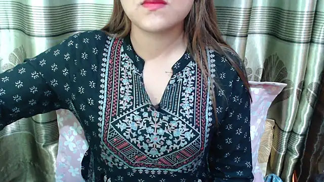 queen angelina online show from 02.20.26