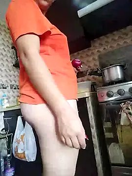 Snapshot of Im_Alma_ chatting on 12.09.24 Im Alma online show from 12.09.24