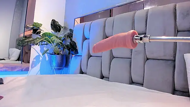 RoseTaylor   online show from 01.08.26