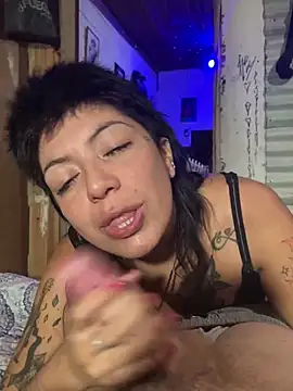 Snapshot of VenomKushx chatting on 03.21.25 VenomKushx online show from 03.21.25