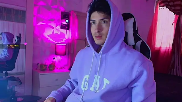 santyago taylor online show from 12.31.24