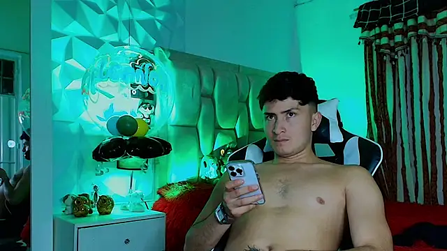 santyago taylor online show from 03.19.25