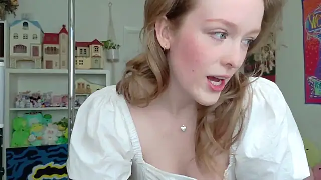 Daisy Dollxo online show from 04.22.26