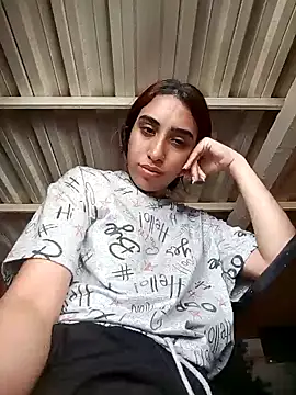 ifeelverywet andhot online show from 01.29.25