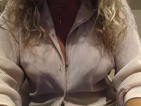 JenniLowen online show from 09.16.25