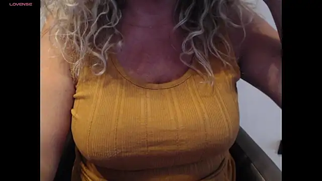 JenniLowen online show from 06.25.26