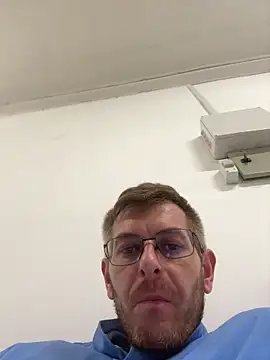 adrian90bi11 online show from 04.03.26
