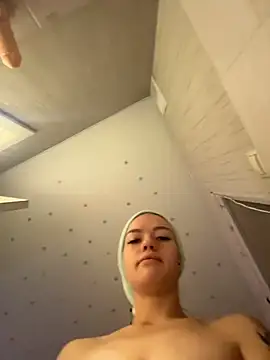 -Sexy Barbie- online show from 11.03.25