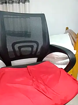 juliya Les online show from 02.18.26