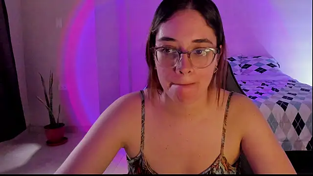 atenas 05  online show from 11.17.25