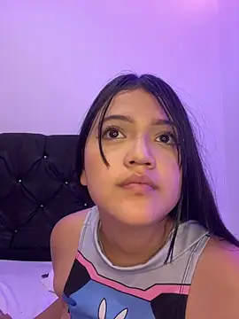 alisson carolina73 online show from 01.04.25