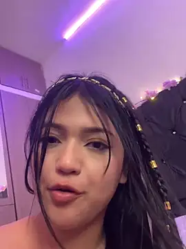 alisson carolina73 online show from 01.26.25