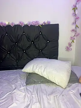 alisson carolina73 online show from 01.26.25