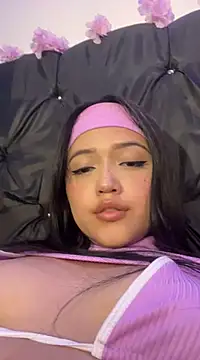 alisson carolina73 online show from 02.04.25