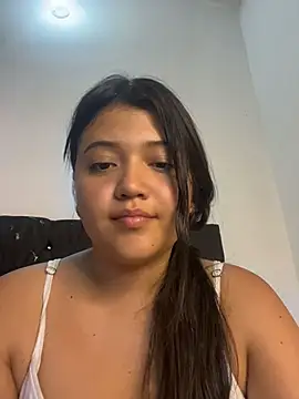 alisson carolina73 online show from 04.05.26