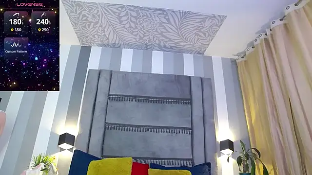 Julianewell online show from 05.26.26