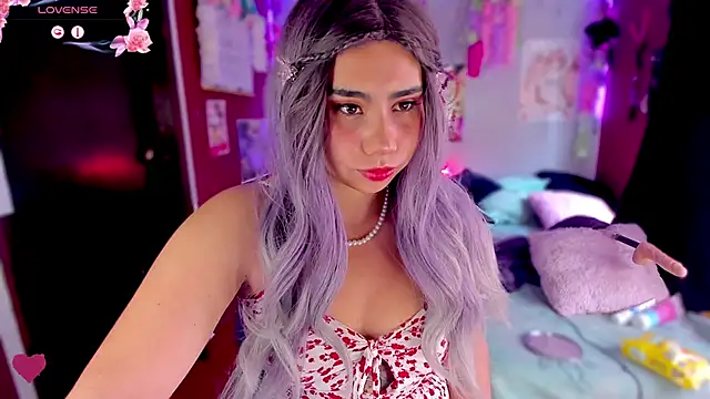 Snapshot of kiki_cavilll chatting on 02.10.25 kiki cavilll online show from 02.10.25