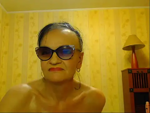 Snapshot of Valentina3859 chatting on 03.16.25 Valentina3859 online show from 03.16.25