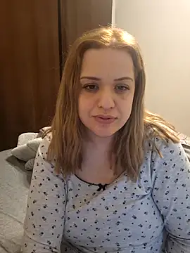 cansuozell online show from 12.16.25