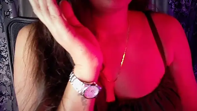 Snapshot of SexyAndHottie chatting on 04.07.26 SexyAndHottie online show from 04.07.26