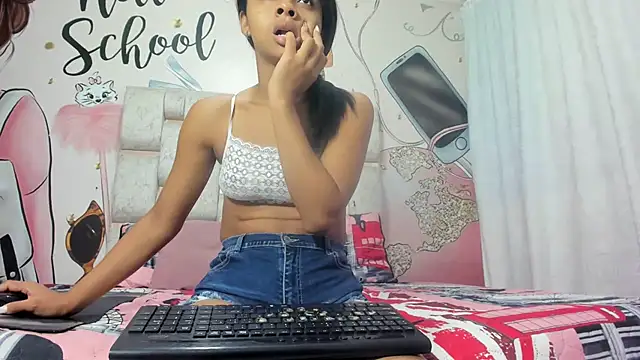 KOURTNEY-- online show from 02.13.25