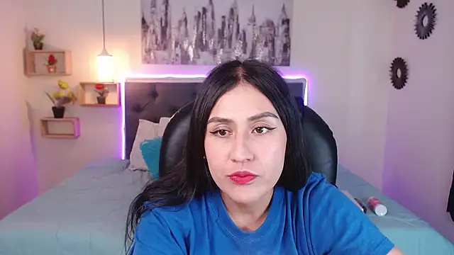 mia aira online show from 01.30.25