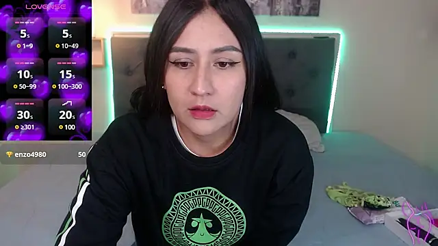 mia aira online show from 02.14.25