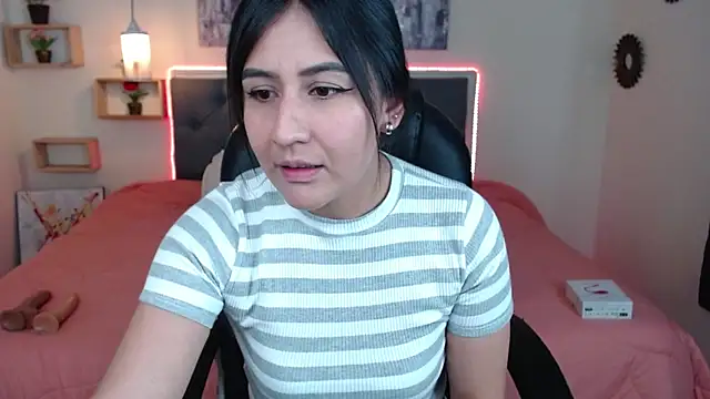 mia aira online show from 03.02.25