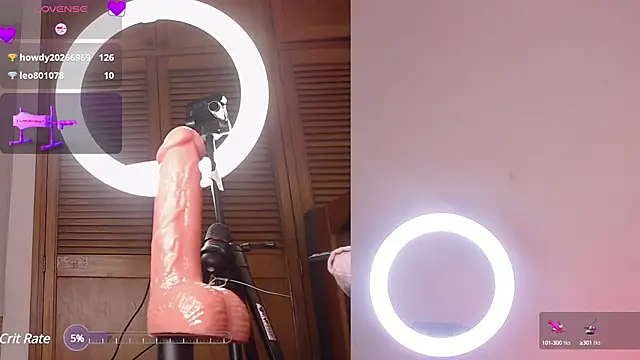 Snapshot of zoe_backer chatting on 03.20.25 zoe backer online show from 03.20.25